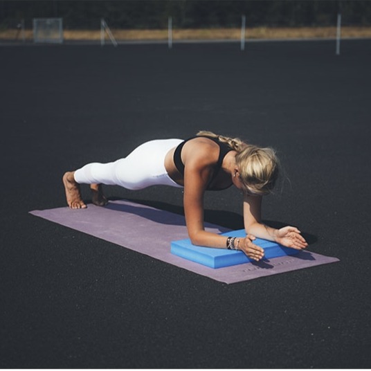 ASG yogamatte 4 mm – slitesterk begynnermatte i PVC